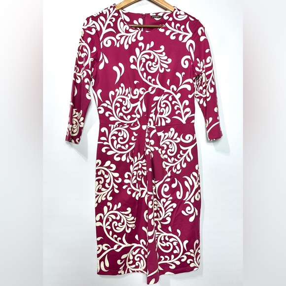 J McLaughlin Wine Dress M Catalina Cloth Sheath Zipper 3/4 Sleeve Scroll - Picture 1 of 16